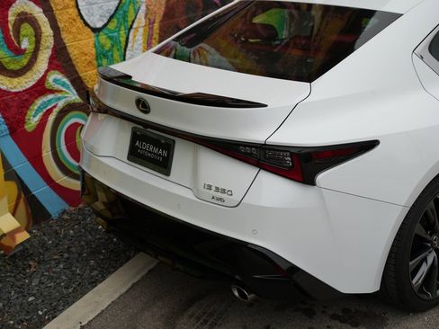 Used 2022 Lexus IS 350 F Sport image 6