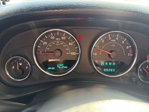 Used 2014 Jeep Wrangler Unlimited Sport w/ Trailer Tow Group image 13