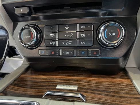 Used 2015 Ford F150 Lariat AWD/4WD image 13