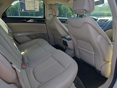 Used 2016 Lincoln MKZ w/ Equipment Group 200A Select FWD image 11
