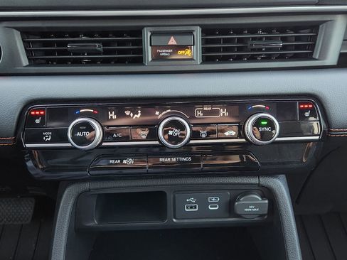 New 2025 Honda Pilot Sport image 22