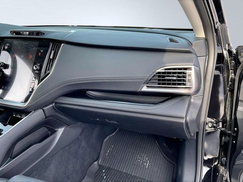 Used 2025 Subaru Legacy Limited image 12