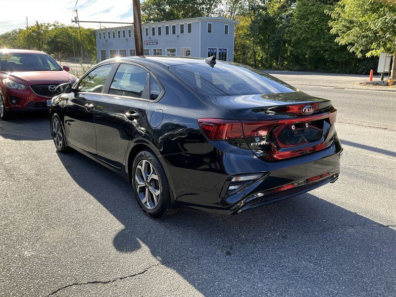 Used 2021 Kia Forte LXS FWD image 7