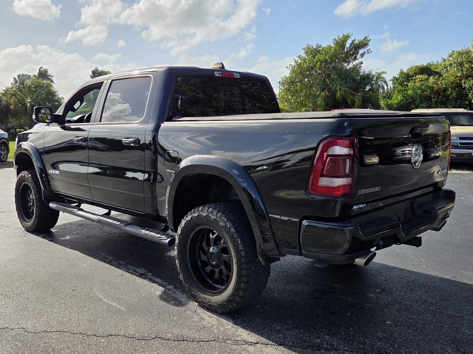 Used 2023 RAM 1500 Big Horn AWD/4WD image 3