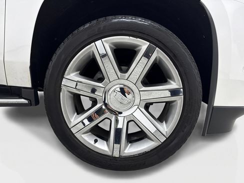 Used 2018 Cadillac Escalade Luxury RWD image 52