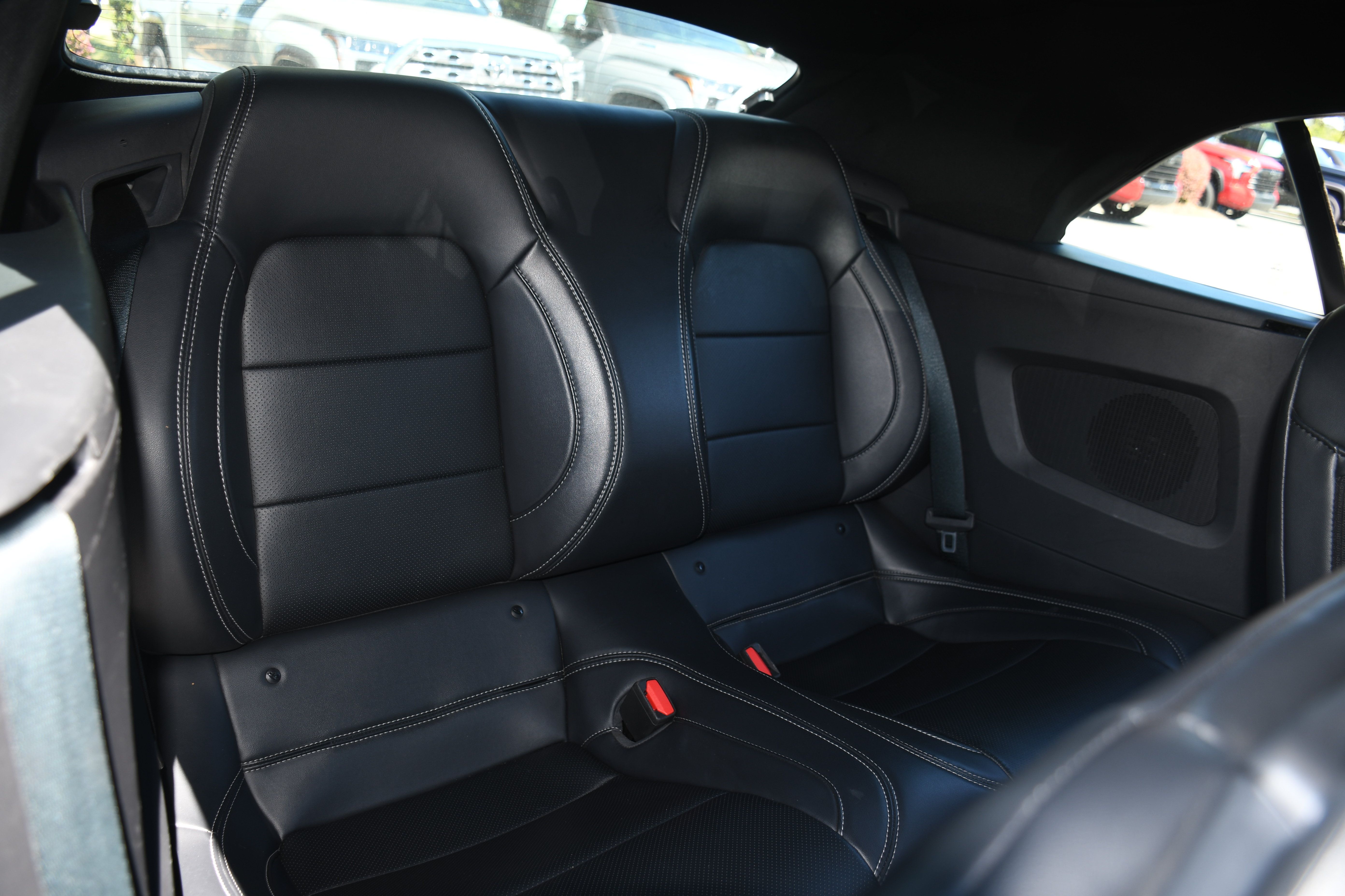 Used 2025 Ford Mustang Premium RWD image 19