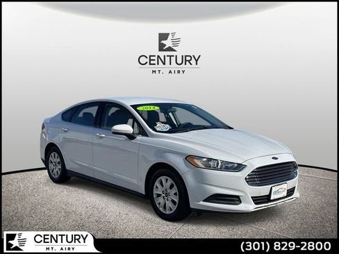 Used 2014 Ford Fusion S image 1