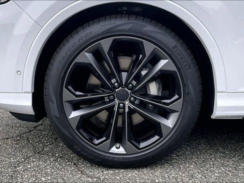 New 2026 Audi Q7 2.0T Premium Plus AWD/4WD image 11
