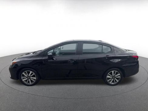 Used 2025 Nissan Versa SV FWD image 8
