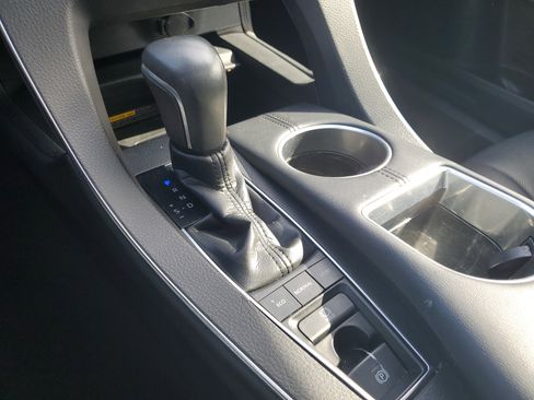 Used 2019 Toyota Avalon XSE w/ All Weather Liner Package image 23