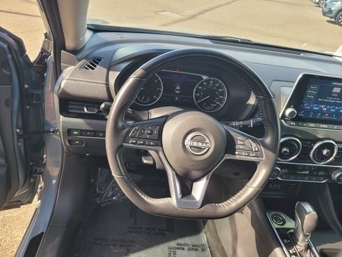 Used 2025 Nissan Sentra SV w/ All-Weather Package FWD image 30