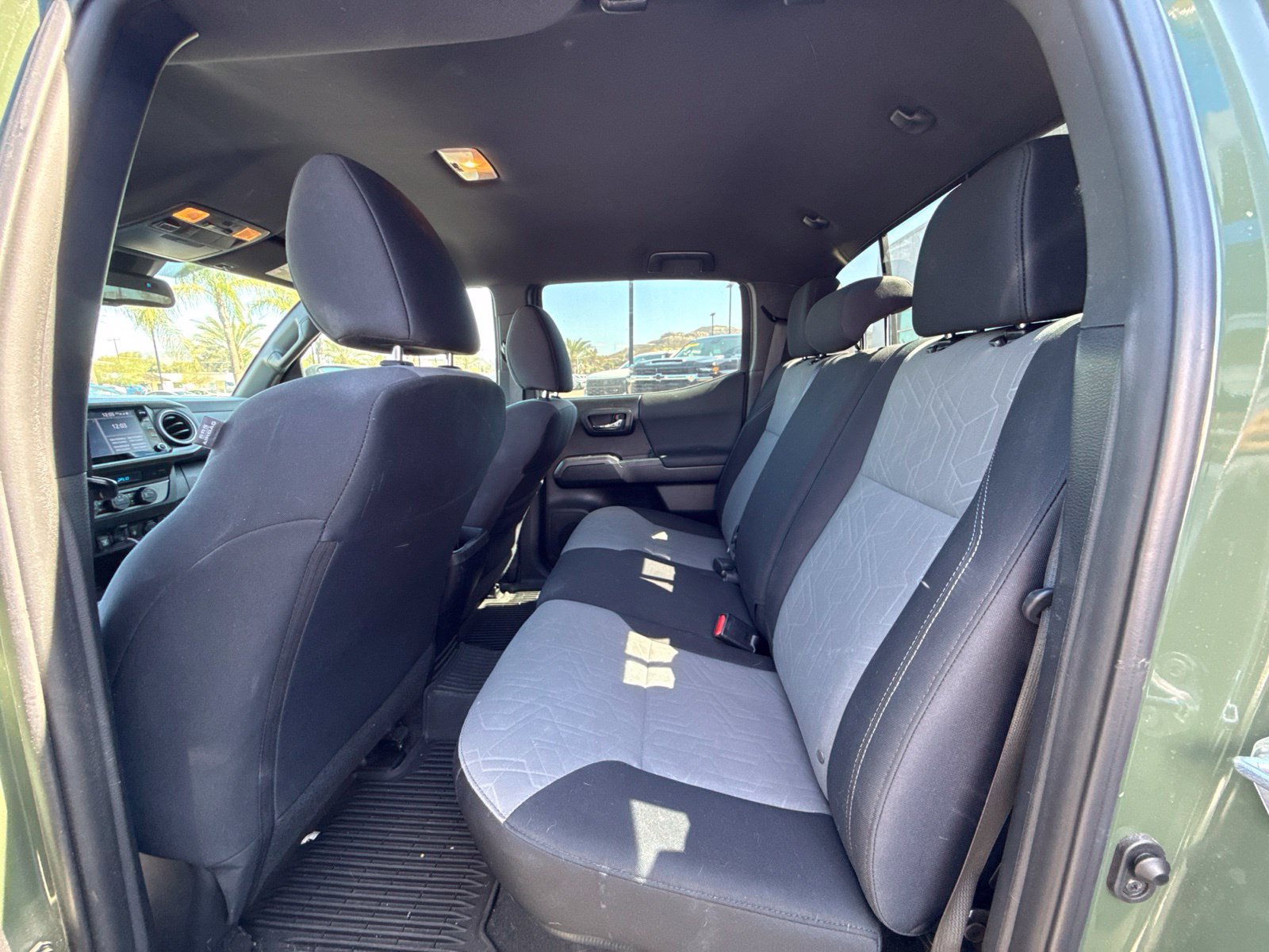Used 2021 Toyota Tacoma TRD Off-Road w/ Technology Package RWD image 11