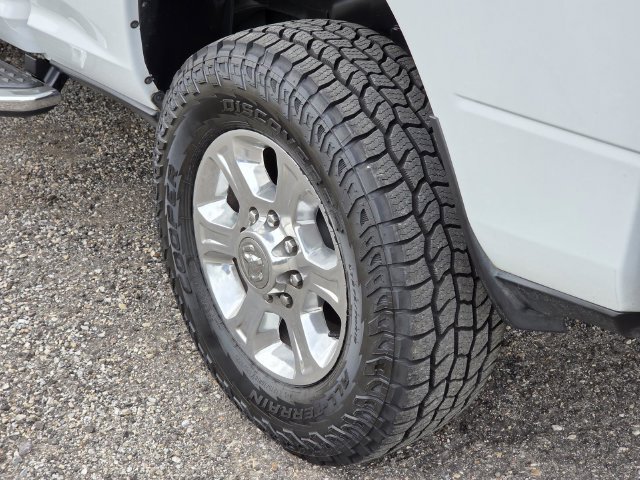 Used 2024 RAM 2500 Big Horn AWD/4WD image 8