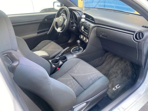 Used 2011 Scion tC image 5