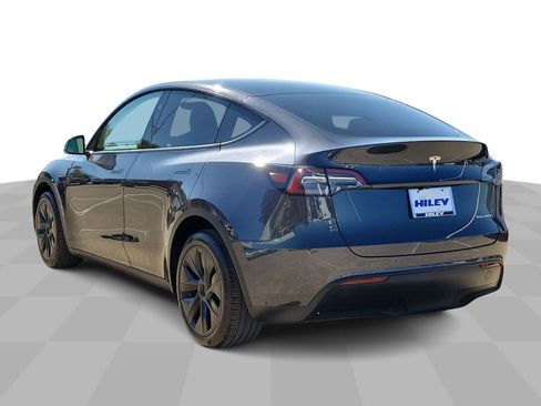 Used 2025 Tesla Model Y Long Range image 6