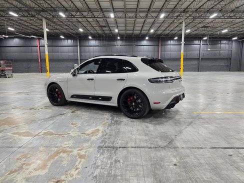Used 2023 Porsche Macan GTS AWD/4WD image 33