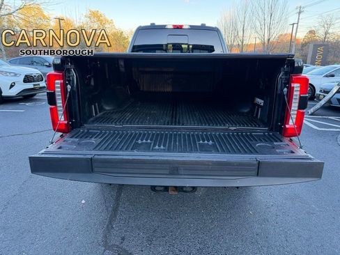 Used 2023 Ford F250 Lariat w/ FX4 Off-Road Package image 8