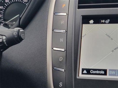 Used 2018 Lincoln MKC Reserve w/ Lincoln MKC Climate Package image 30