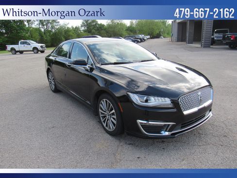 Used 2019 Lincoln MKZ Premiere image 17
