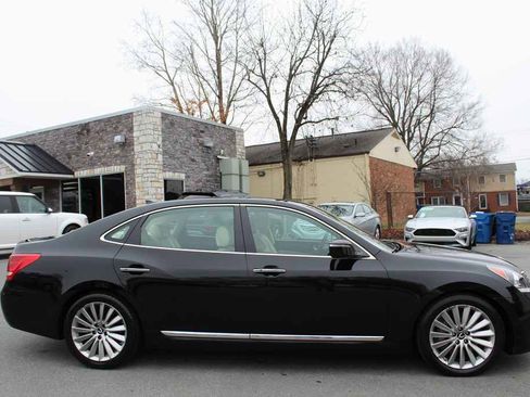 Used 2016 Hyundai Equus Signature image 4