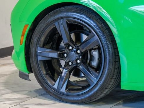 Used 2017 Chevrolet Camaro LT RWD image 63