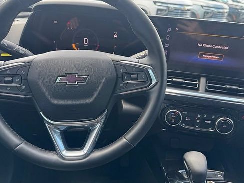 Certified 2024 Chevrolet Trax ACTIV w/ Driver Confidence Package FWD image 15