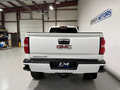 Used 2019 GMC Sierra 3500 Denali w/ Duramax Plus Package AWD/4WD image 5