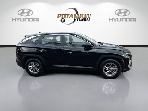 Certified 2026 Hyundai Tucson SE FWD image 4