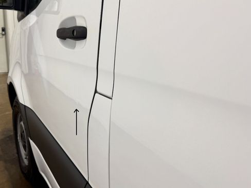 Used 2021 Mercedes-Benz Sprinter 2500 image 41