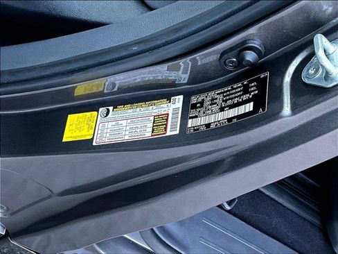 Used 2024 Toyota Sienna LE w/ LE Plus Package AWD/4WD image 34
