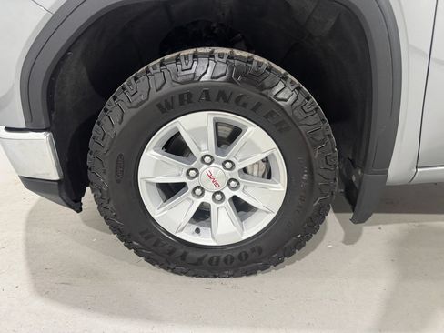 Used 2024 GMC Sierra 1500 SLE AWD/4WD image 10