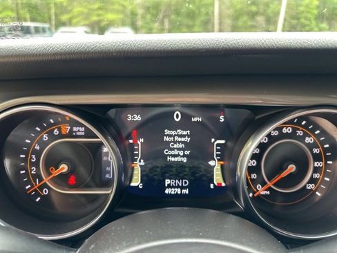 Used 2023 Jeep Gladiator Overland image 19