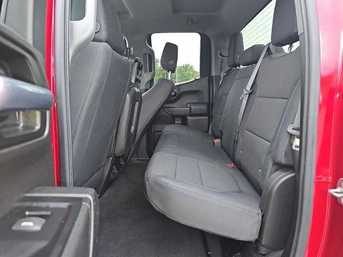 Used 2019 Chevrolet Silverado 1500 Custom Trail Boss w/ Custom Convenience Package image 24