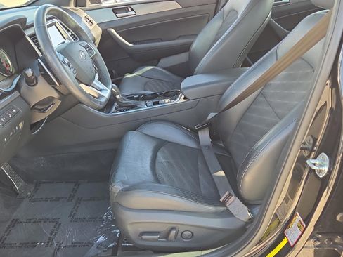 Used 2019 Hyundai Sonata Sport w/ Tech Package 03 FWD image 9