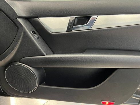 Used 2010 Mercedes-Benz C 300 C 300 Luxury image 17