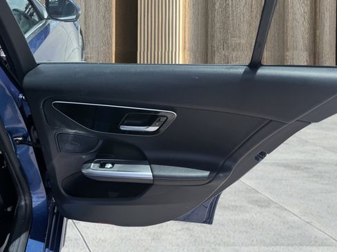 Used 2022 Mercedes-Benz C 300 Sedan w/ Exclusive Trim Package image 31