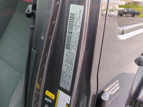 Used 2020 Jeep Gladiator Rubicon image 34