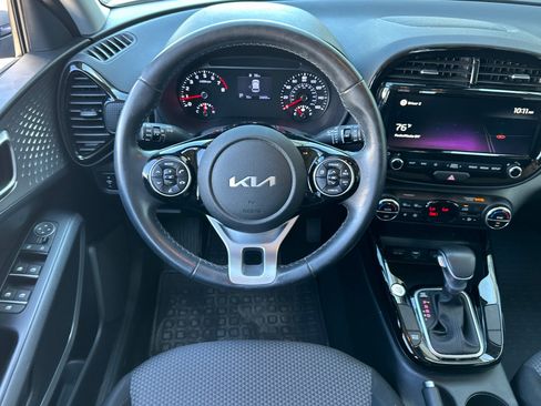 Used 2022 Kia Soul X-Line FWD image 15