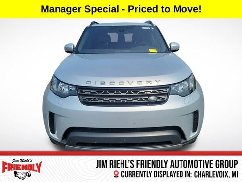 Used 2018 Land Rover Discovery SE image 8