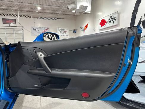 Used 2008 Chevrolet Corvette Convertible w/ Preferred Equipment Group RWD image 18
