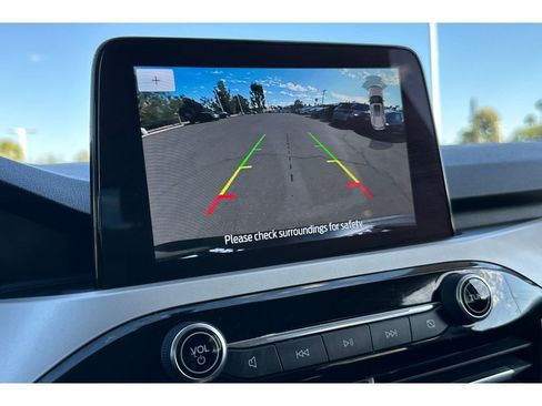 Used 2021 Ford Escape Titanium image 27