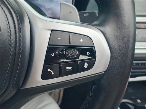 Used 2022 BMW M440i Convertible w/ Premium Package image 16