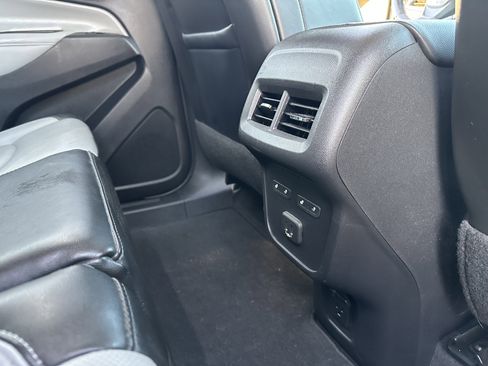 Used 2019 Chevrolet Equinox Premier image 45