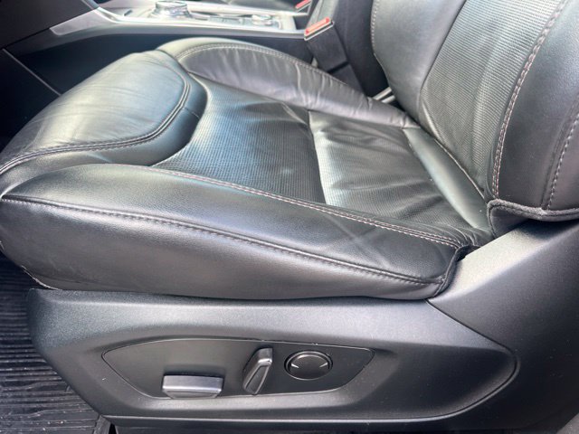 Used 2022 Ford Explorer Platinum w/ Equipment Group 601A AWD/4WD image 27