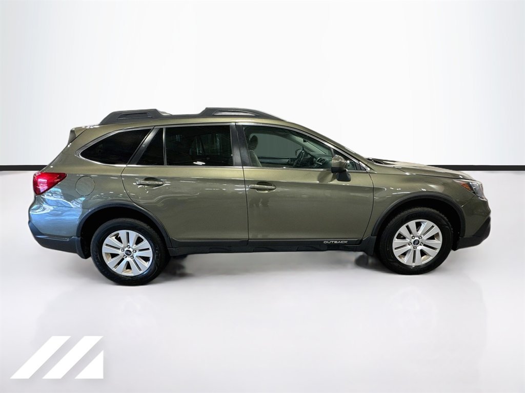Used 2019 Subaru Outback 2.5i Premium w/ Protection Package #1 AWD/4WD image 4