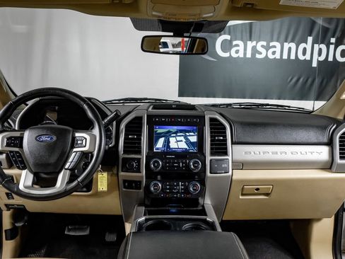 Used 2020 Ford F350 Lariat w/ Lariat Value Package image 14