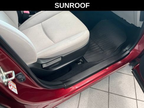 Used 2018 Subaru Forester 2.5i Premium w/ All-Weather Package AWD/4WD image 21