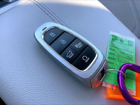 Used 2023 Hyundai Tucson SEL w/ Convenience Package image 12