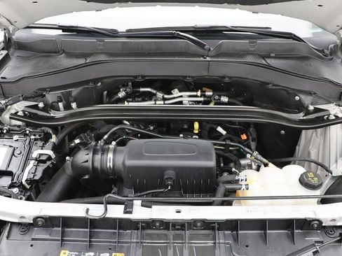 Used 2023 Ford Explorer Limited image 31