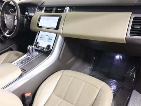 Used 2020 Land Rover Range Rover Sport HSE image 46